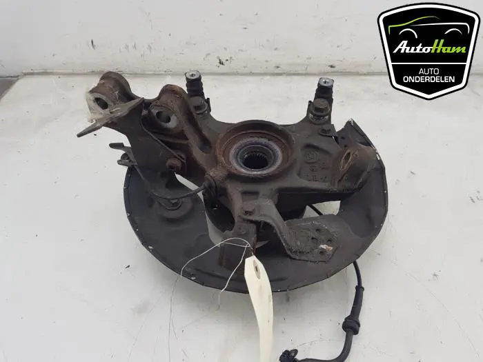 Fusee links-voor Peugeot 308