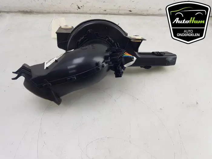 Kachel Ventilatiemotor Peugeot 5008