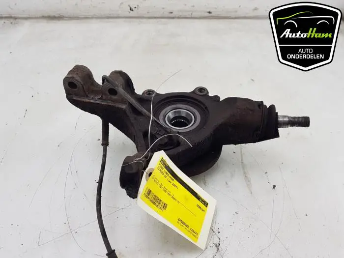 Fusee links-voor Citroen C4