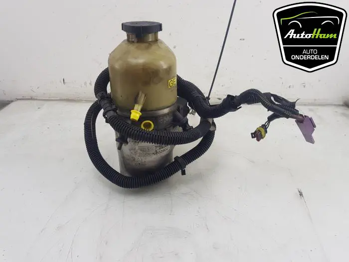 Stuurbekrachtiging Pomp Opel Zafira