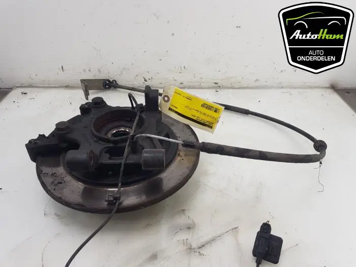 Fusee links-achter Mercedes Vito