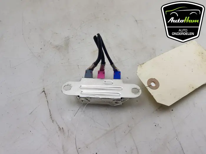 Antenne Versterker Opel Crossland X
