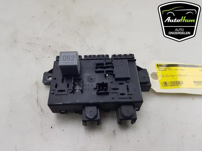 Zekeringkast Mercedes Vito