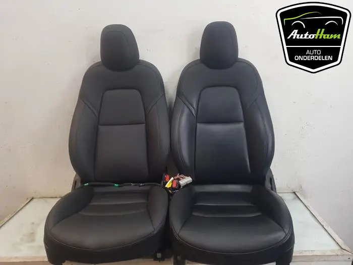 Bekleding Set (compleet) Tesla Model 3