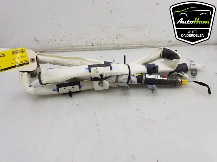 Airbag hemel links Tesla Model 3