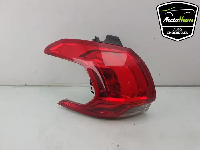 Achterlicht links Peugeot 2008