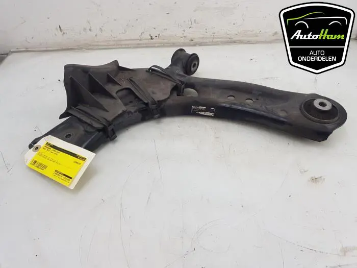 Draagarm links-voor Audi RS3