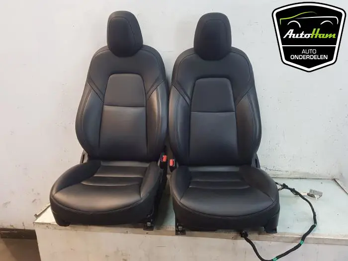Bekleding Set (compleet) Tesla Model 3