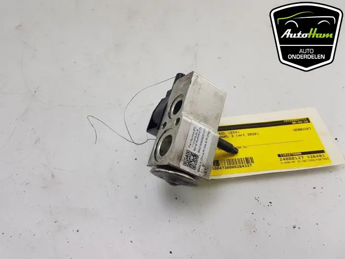 Airco deel (div) Tesla Model 3