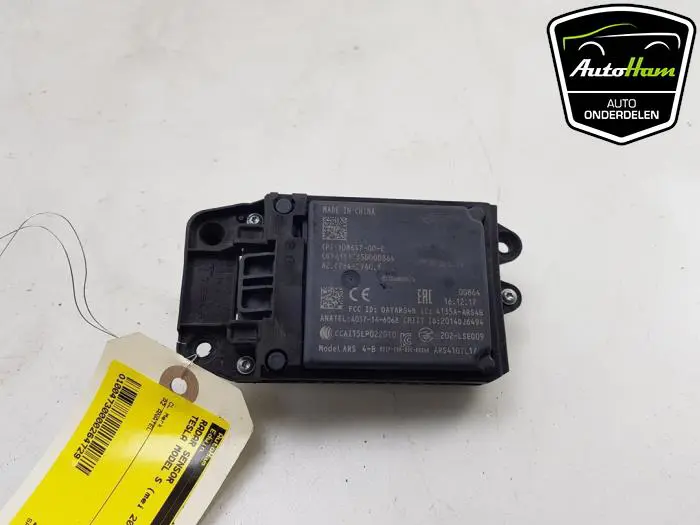 Radar sensor Tesla Model S