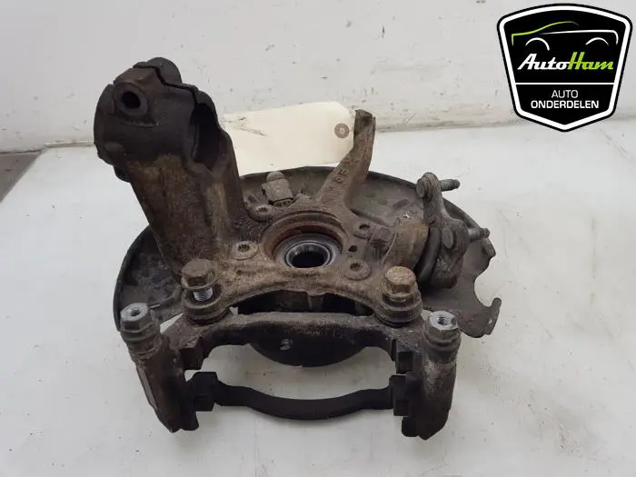 Fusee rechts-voor Volkswagen Caddy