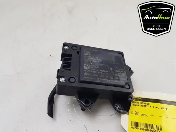 Radar sensor Tesla Model X