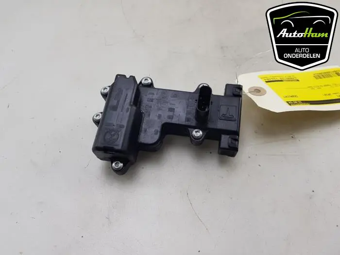 Deurslot Mechaniek 4Deurs links-voor Tesla Model X