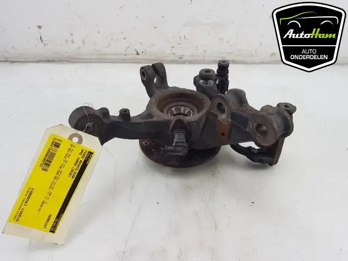 Fusee rechts-voor Opel Corsa