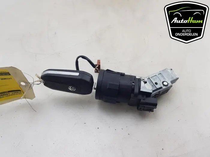 Kontaktslot+Sleutel Opel Corsa
