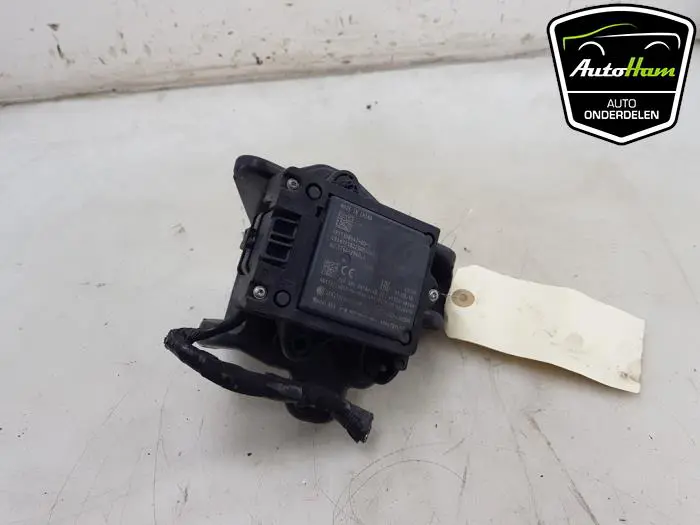 Radar sensor Tesla Model X