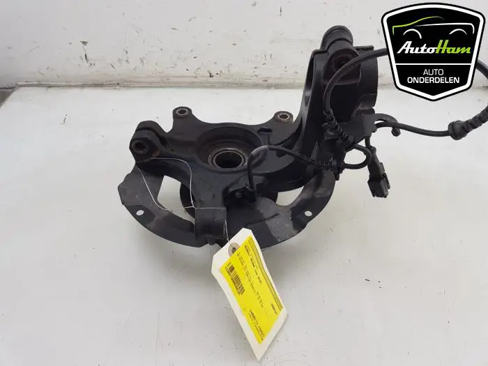 Fusee rechts-voor Renault Megane
