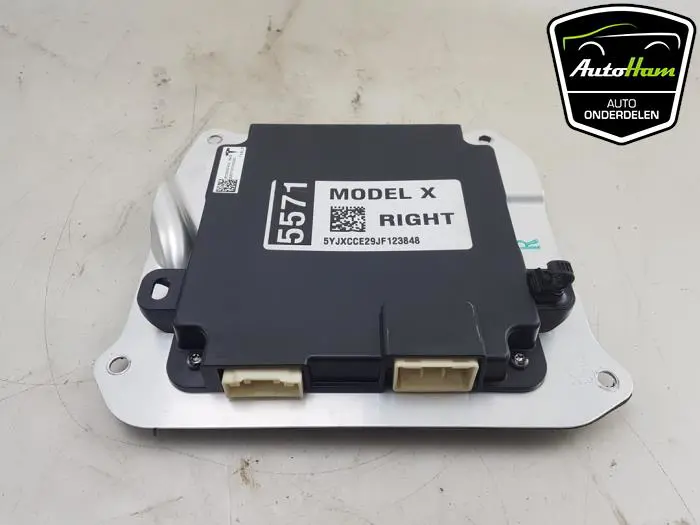 Centrale Deurvergrendelings Module Tesla Model X