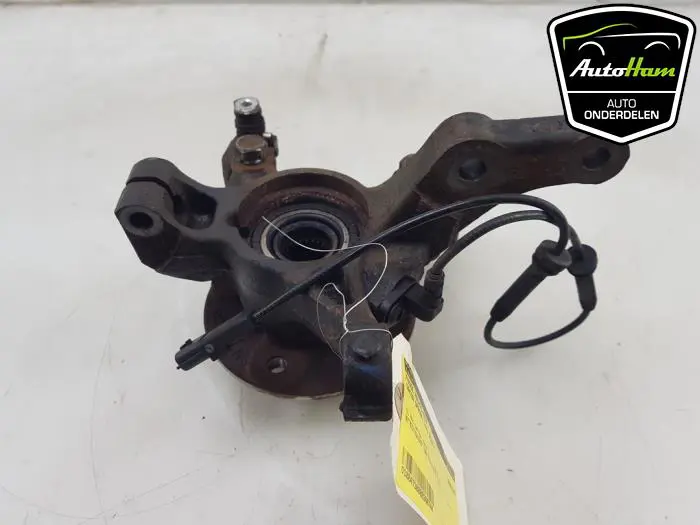 Fusee rechts-voor Dacia Spring
