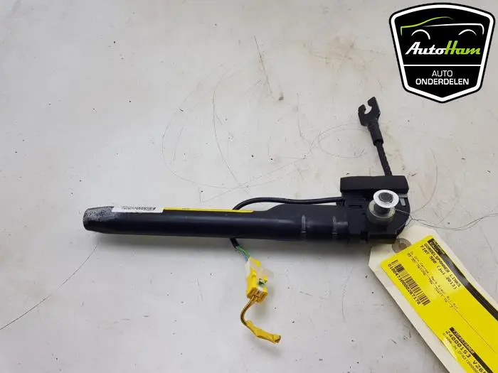 Gordelspanner links Fiat 500