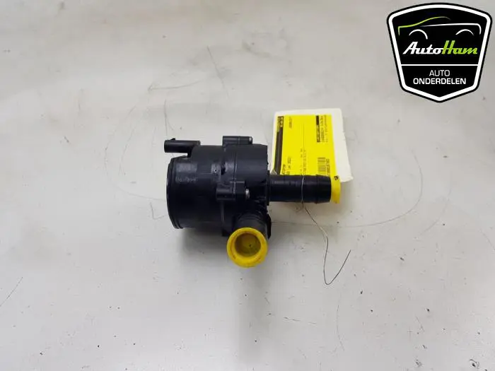 Extra waterpomp Ford Kuga