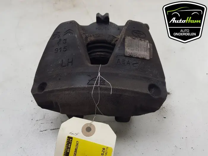 Remklauw (Tang) links-voor Toyota Pro-Ace