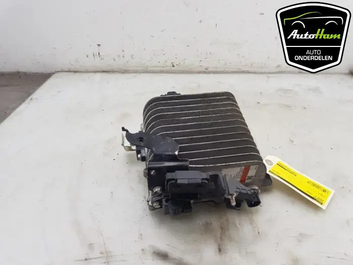Inverter Mazda 3.