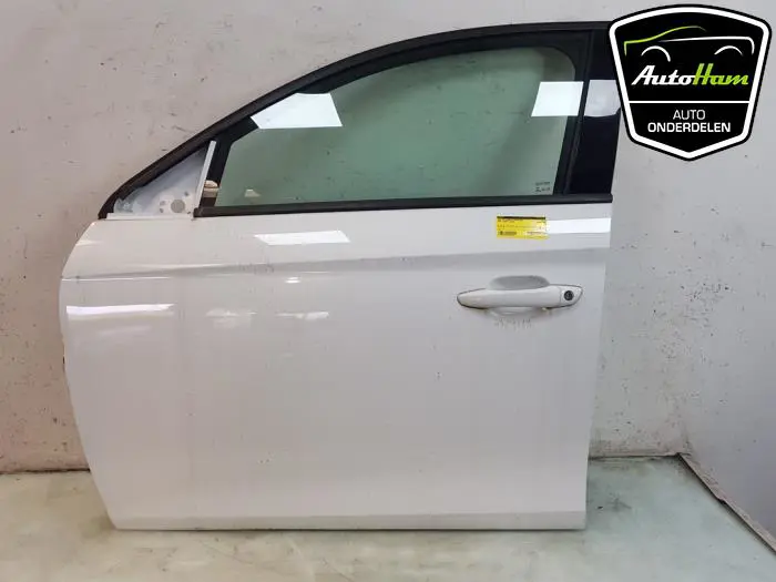 Portier 4Deurs links-voor Opel Corsa