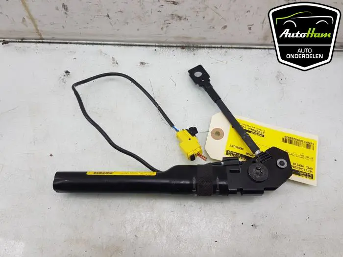 Gordelspanner links Opel Meriva