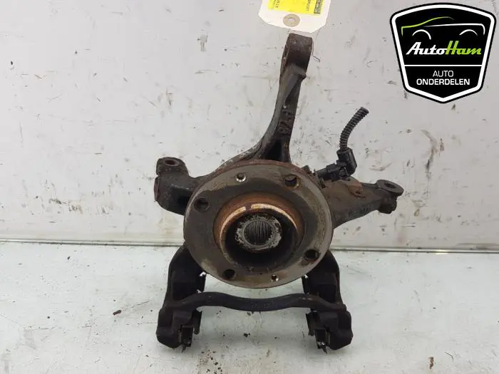 Fusee rechts-voor Opel Corsa