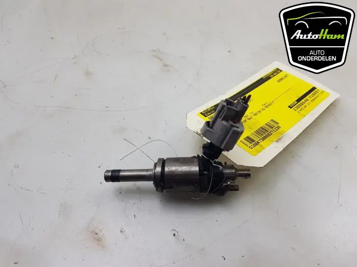 Injector (benzine injectie) Dacia Lodgy