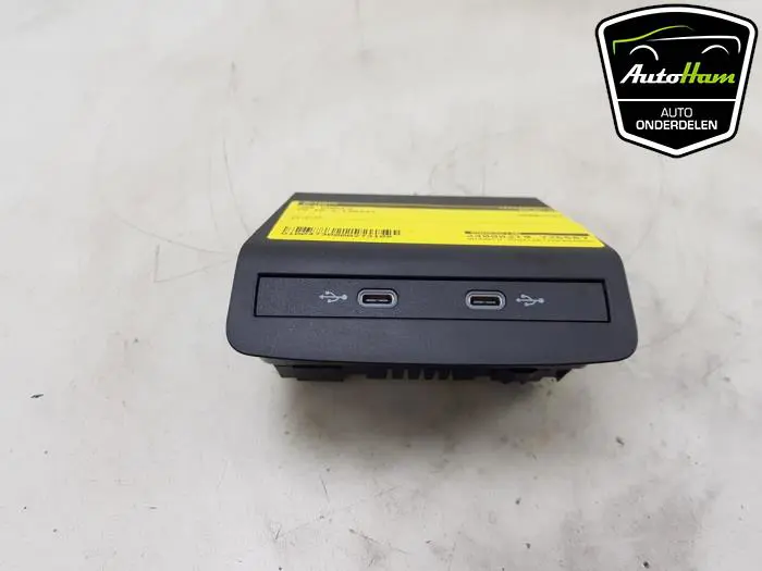 USB module Volkswagen ID.3