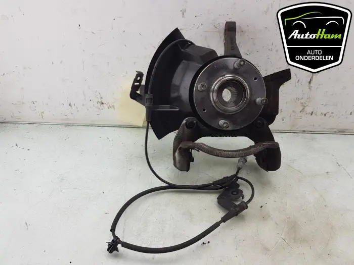 Fusee links-voor Hyundai I20