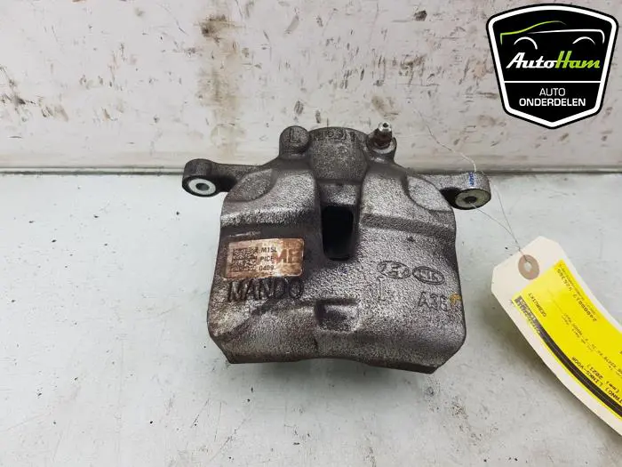 Remklauw (Tang) links-voor Hyundai I20