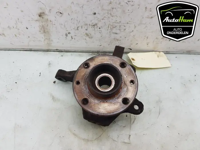 Fusee rechts-voor Renault Kangoo
