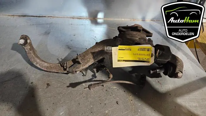 Fusee links-voor Audi Q8