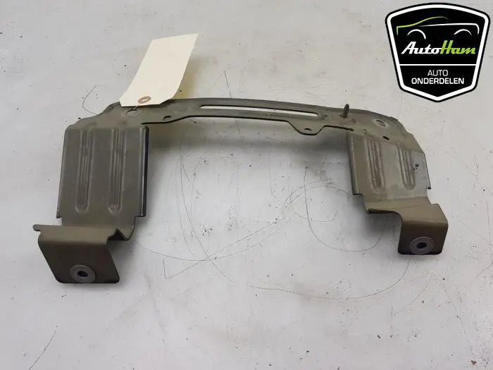 Schermdrager links-voor Audi Q8