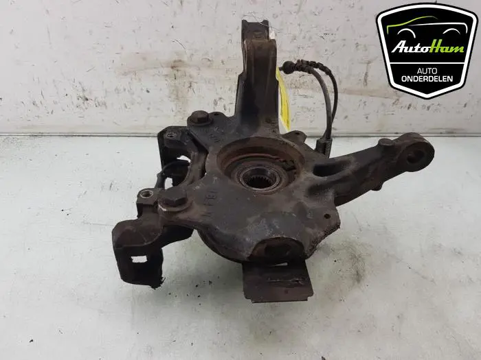 Fusee rechts-voor Renault Megane