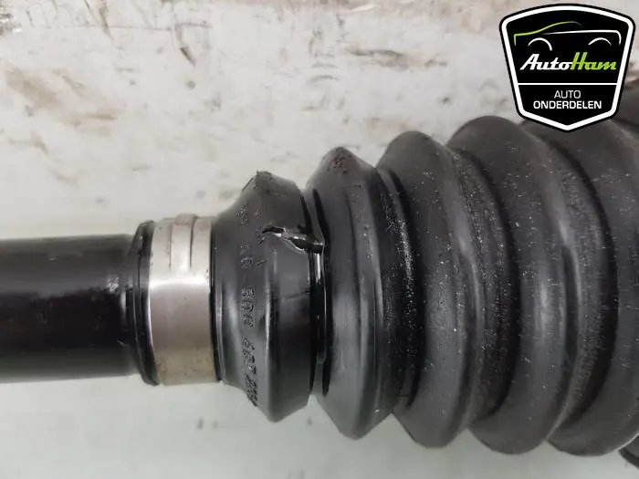 Aandrijfas links-voor Skoda Kamiq