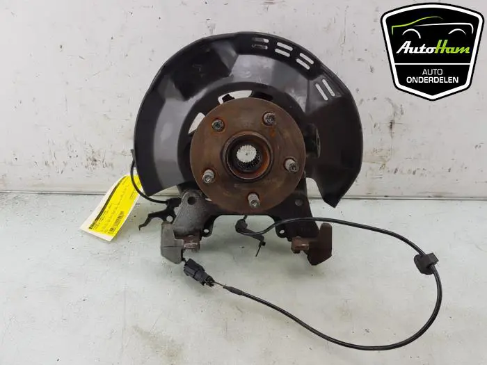 Fusee links-voor Toyota Yaris
