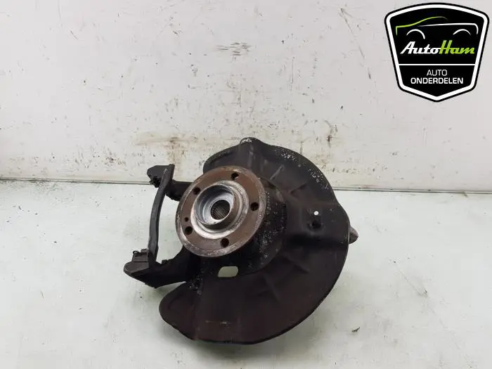 Fusee links-voor Mercedes A-Klasse
