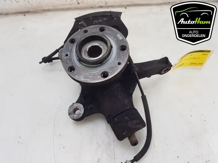 Fusee links-voor Peugeot Expert
