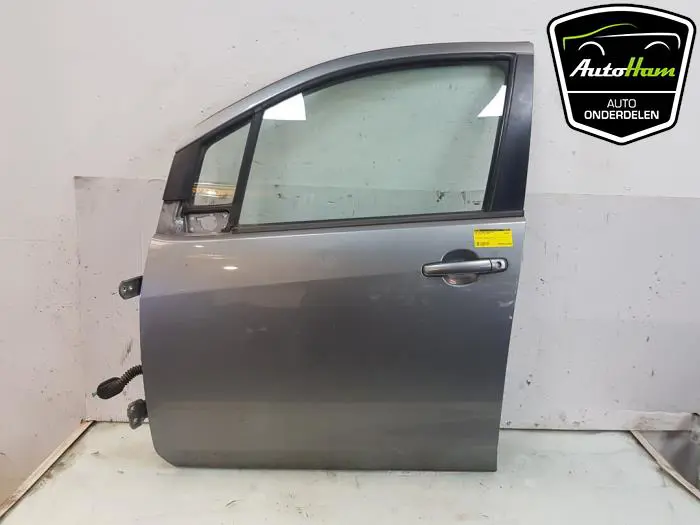 Portier 4Deurs links-voor Opel Agila