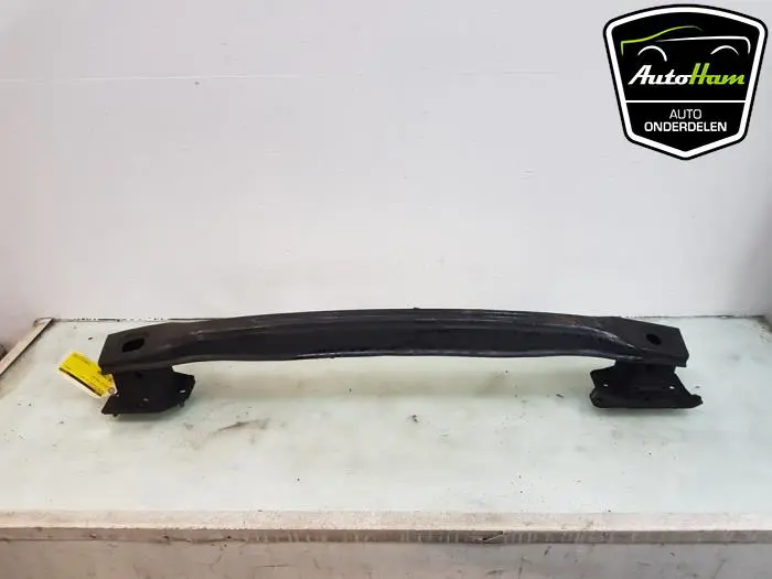 Bumperframe achter Mercedes C-Klasse