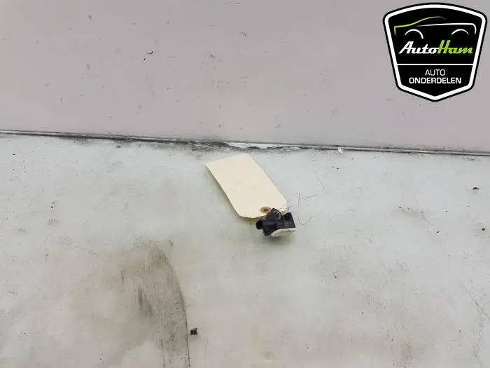Voetganger Crash sensor Porsche Taycan