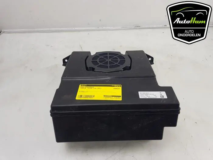 VESS luidspreker Porsche Taycan