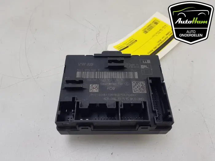Centrale Deurvergrendelings Module Volkswagen Touran