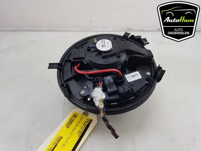 Kachel Ventilatiemotor Volkswagen Touran