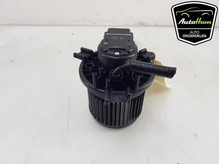 Kachel Ventilatiemotor Suzuki Ignis