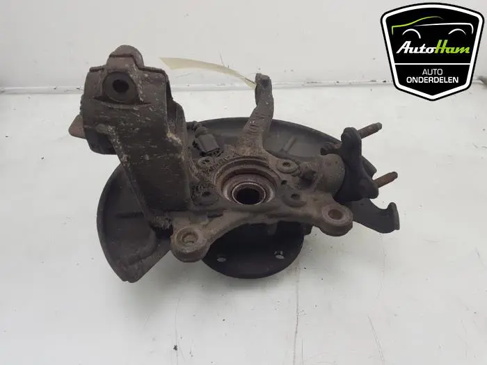 Fusee rechts-voor Volkswagen Caddy
